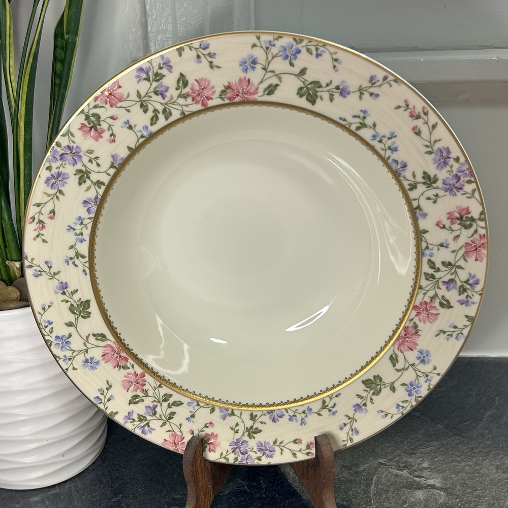 Mikasa Spring Moire LAP11 Pink Floral Porcelain 10" Vegetable Serving Bowl EUC‎